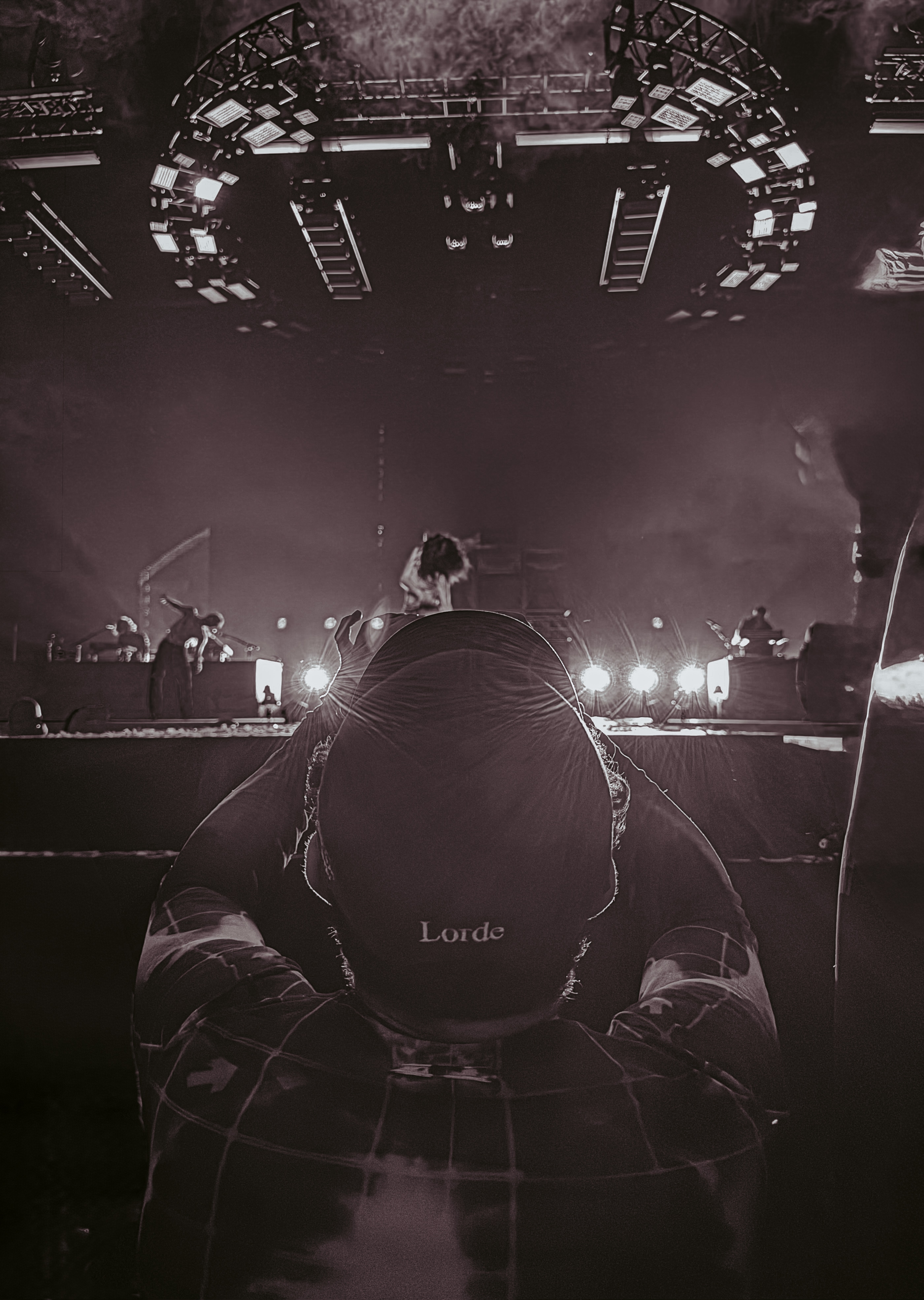 Stage scene with luminous contrast