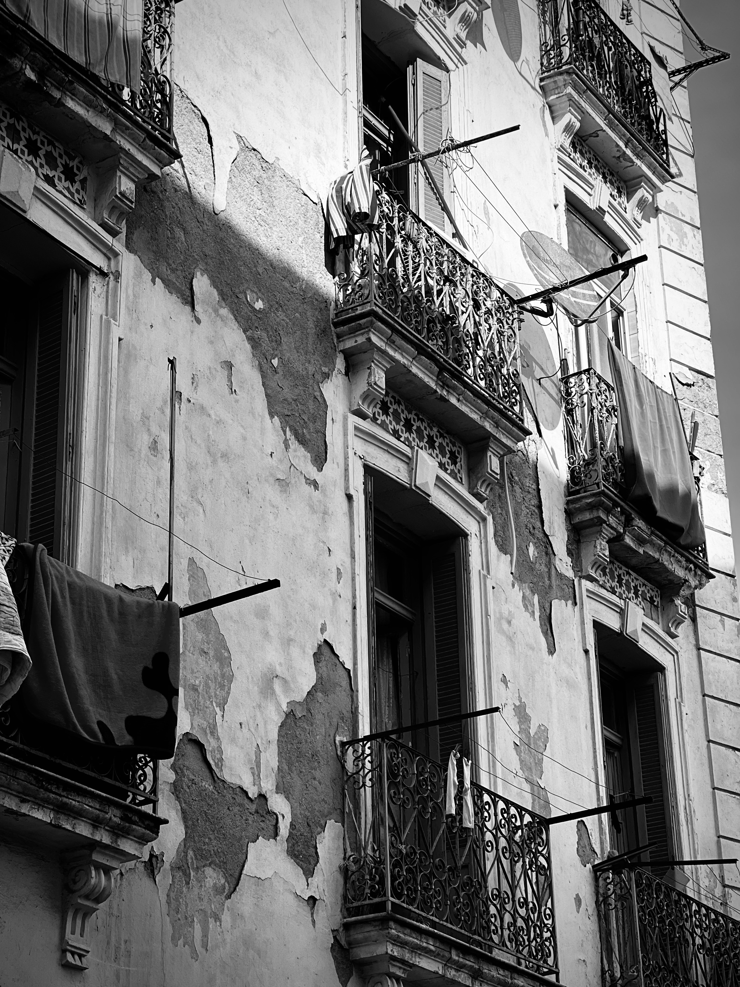 Traveling street impression in subdued tones