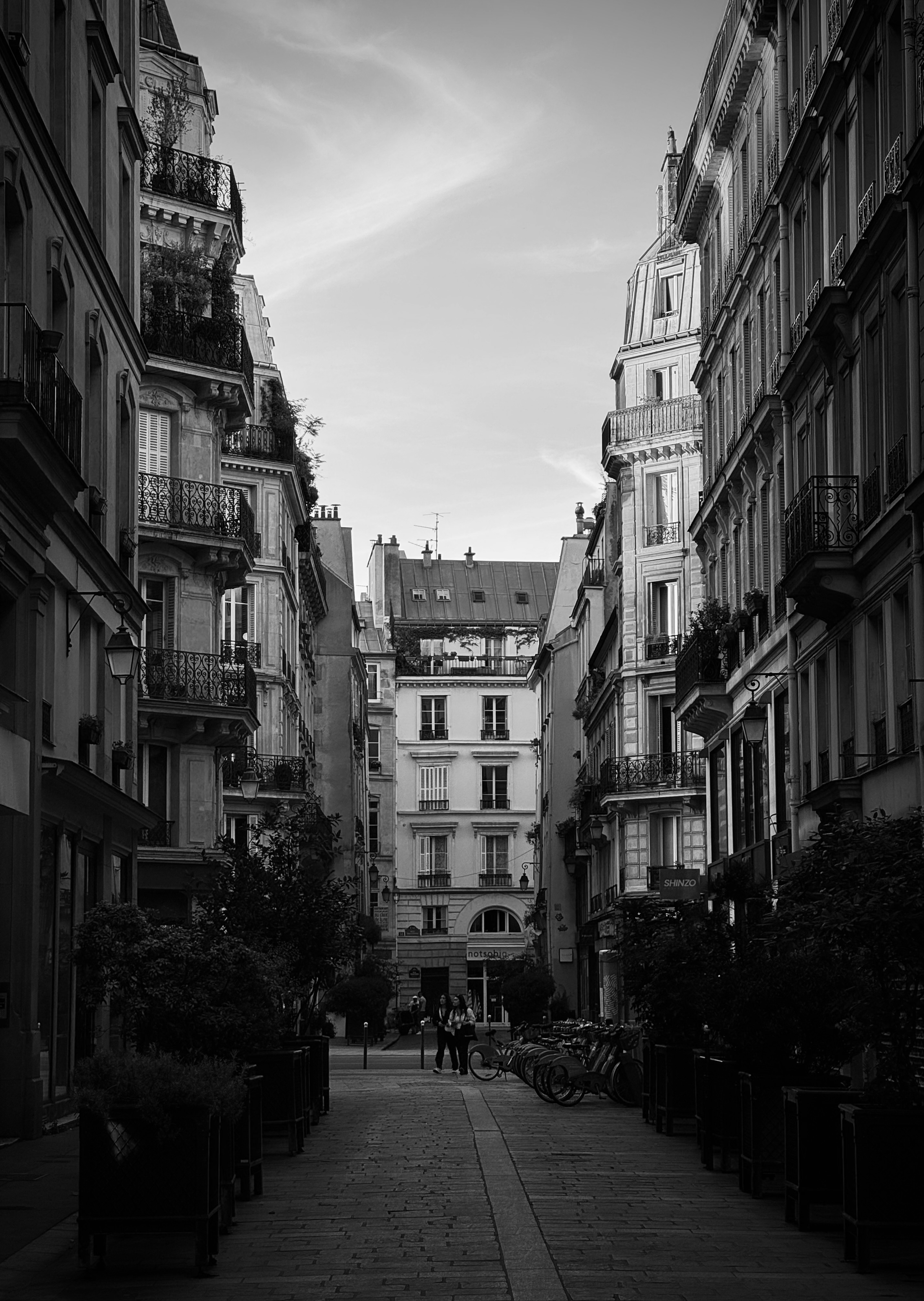 Street portrait with soft cinematic light