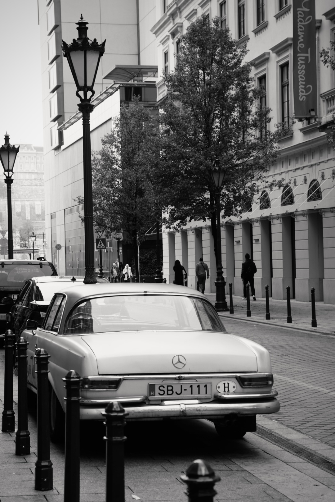 Urban passage and silhouette