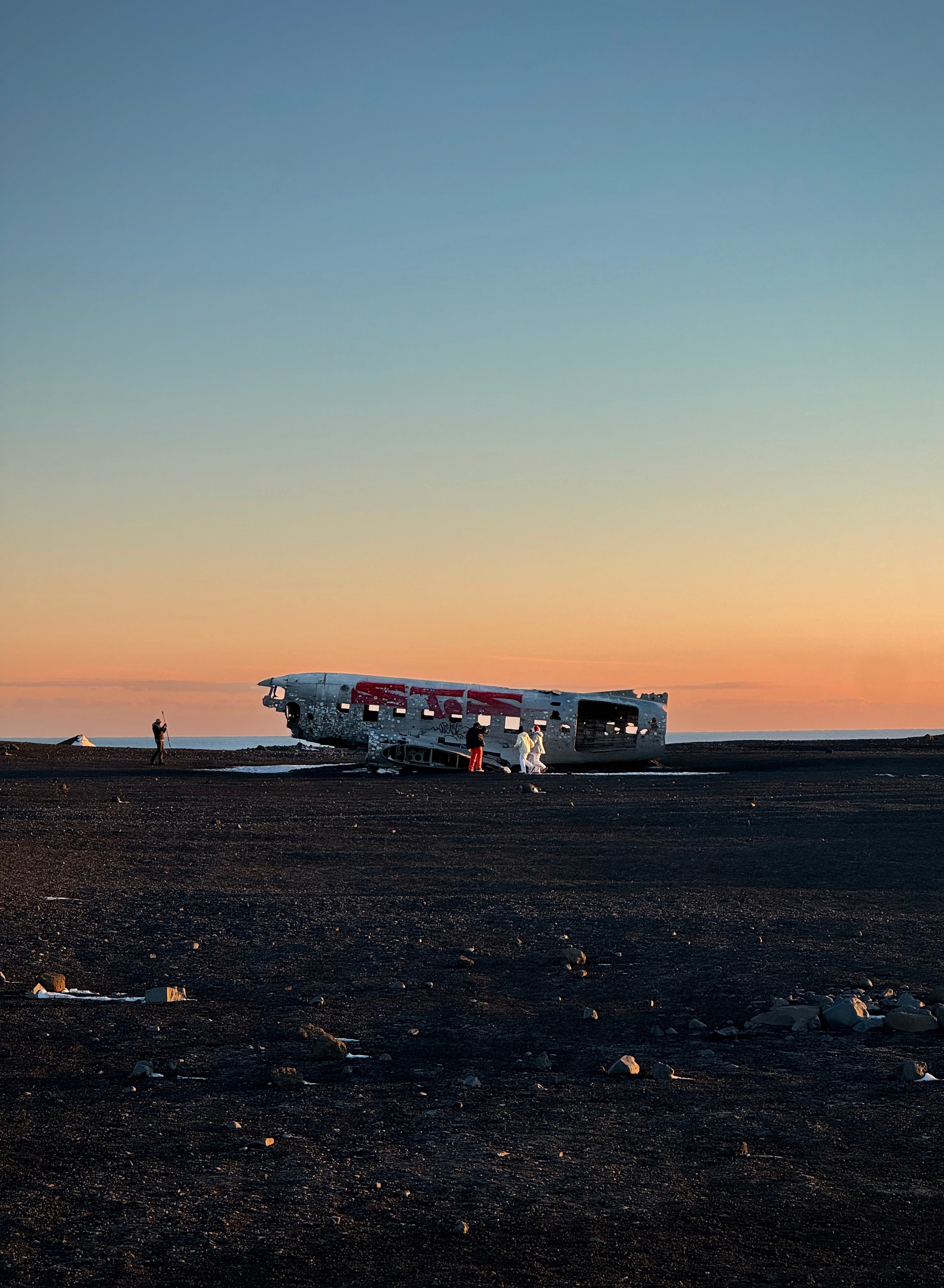 Quiet travel still-life and ambient light